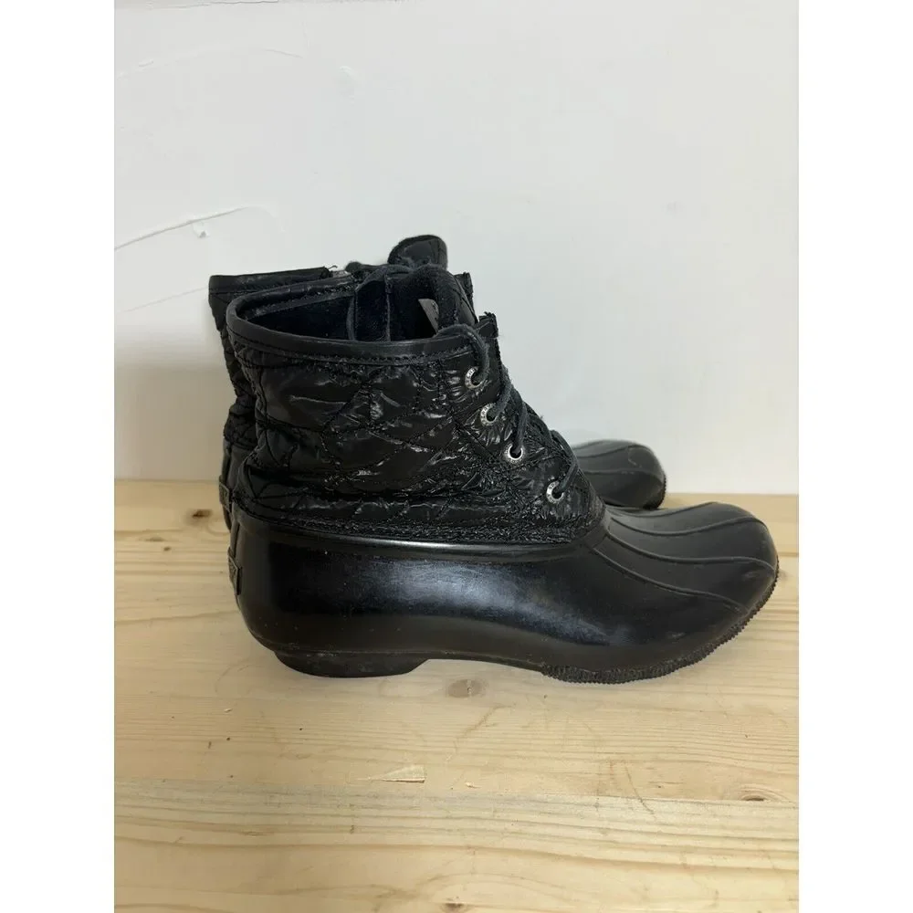 Sperry Saltwater Quilted‎ Duck Boot Women's Size 9 Black U11